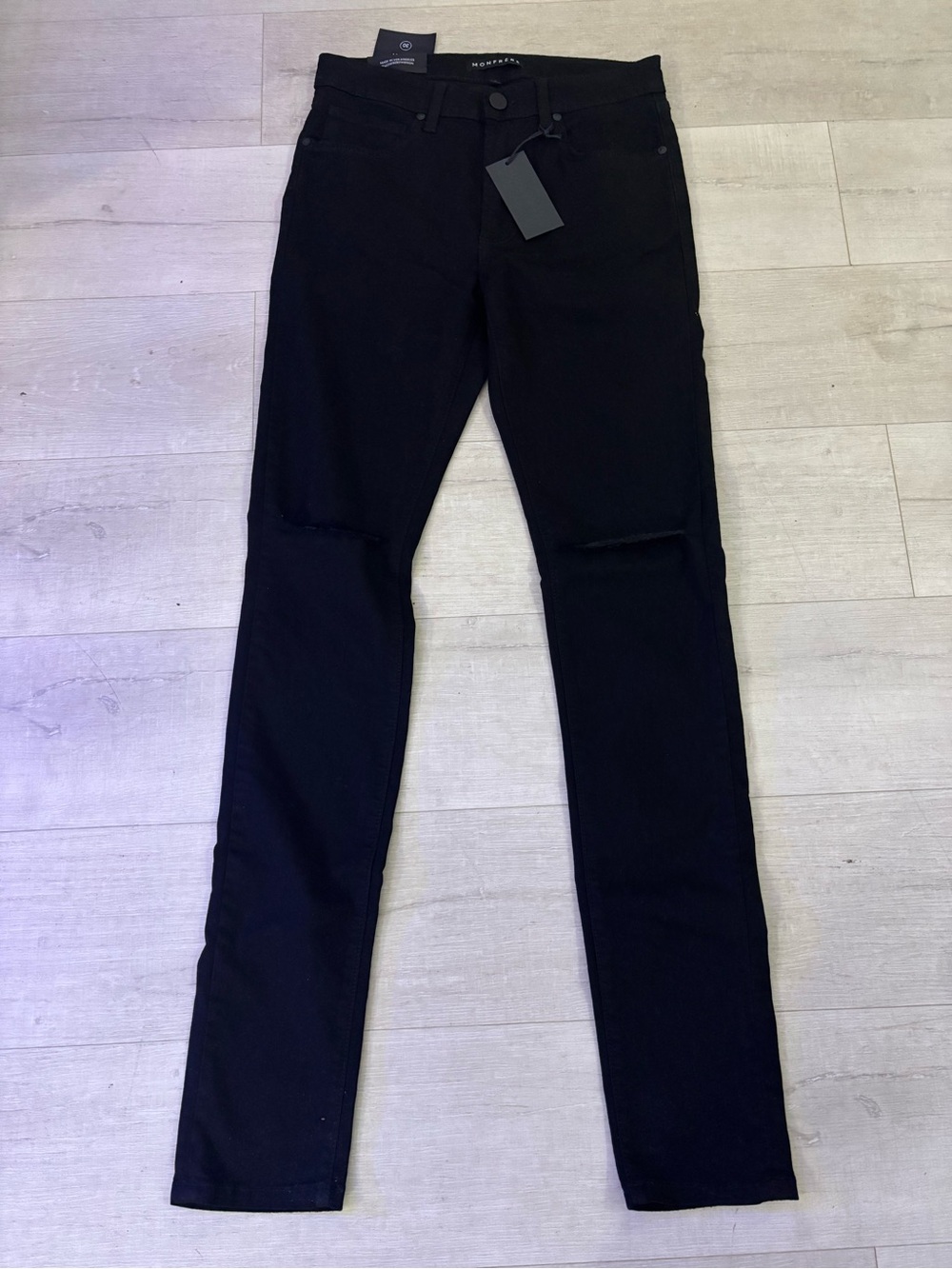 NWT Monfrere Greyson Distressed Skinny Jeans Size 30